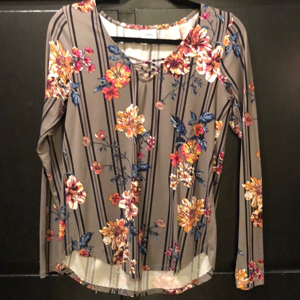 Long sleeve shirt